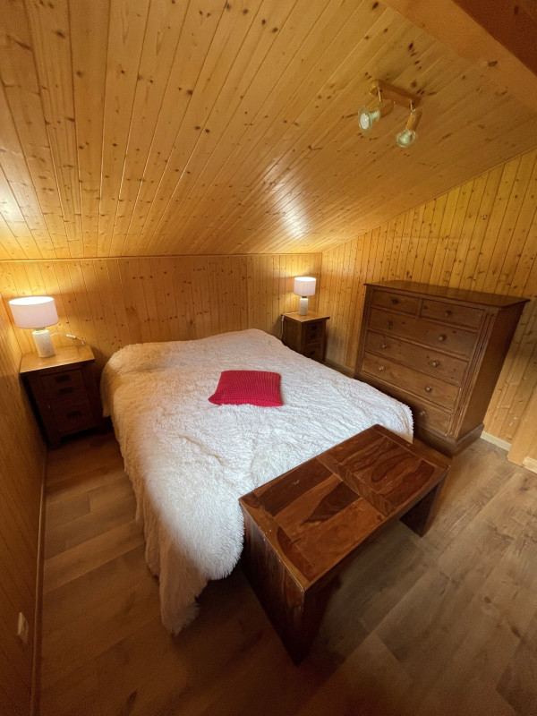 Chalet Le Rêve, Chambre lit double, Châtel Télésiège 74