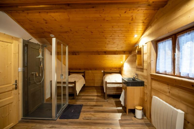 Chalet les lilas, Chambre à l'étage, la Chapelle d'Abondance Vacances au ski