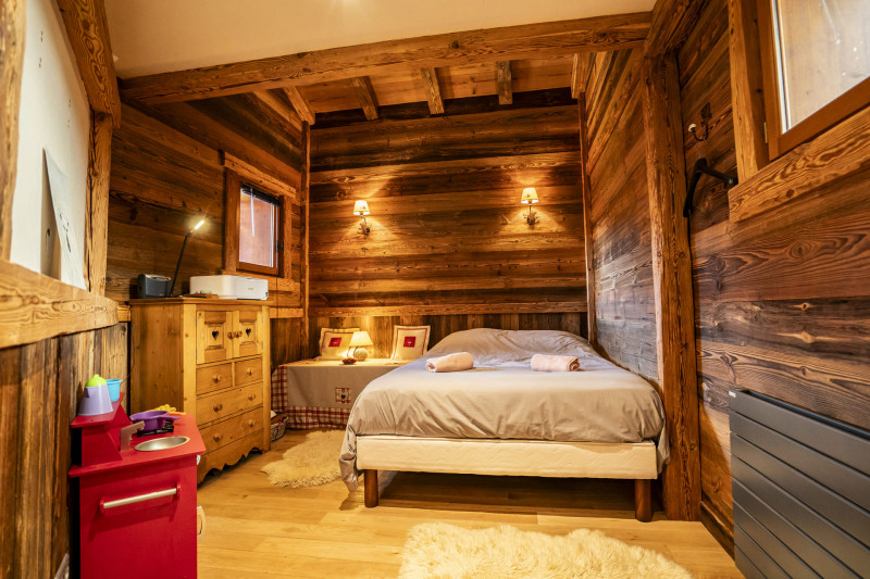 Chalet Les Tournesols, Chambre double au rdc, Châtel