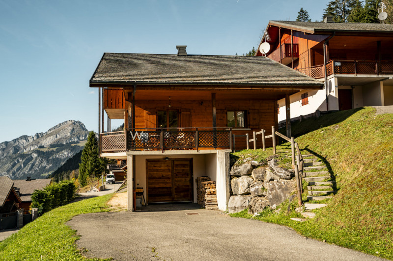 Chalet Les Tournesols, le chalet de l'extérieur, Châtel Réservation