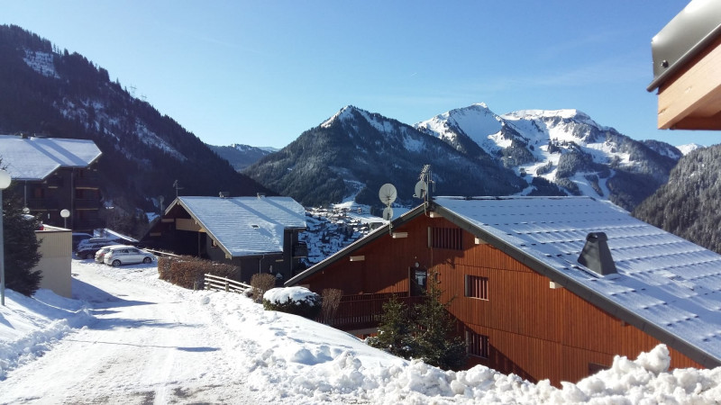 Résidence l'Alpage, Appartement 2E, Châtel, Vue arrière du chalet, Paysages enneigés 74