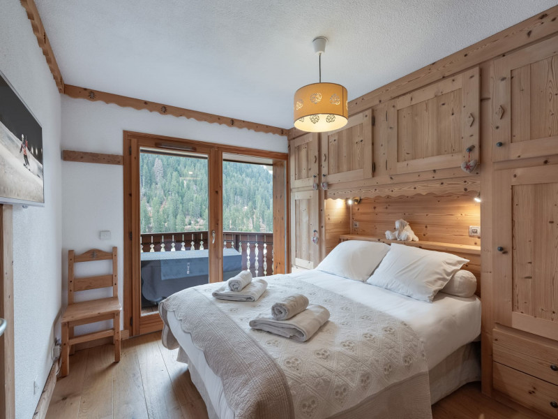 Résidence les Pins, Appartement n°8, Chambre 1 lit double, Châtel