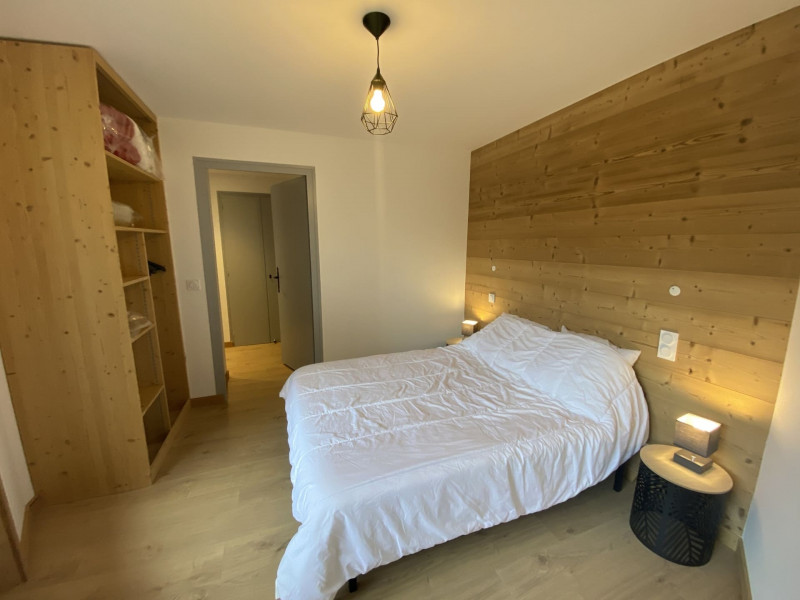 Residence Veronica, Apartment 53,  bedroom double bed, Châtel Reservation